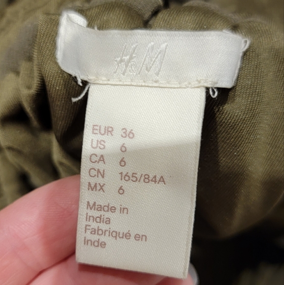 H&M Pleated Halter Neck Dress - Picture 4 of 5